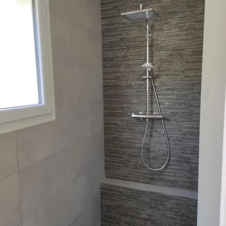 בית הארחה Les Pitchounettes 3*